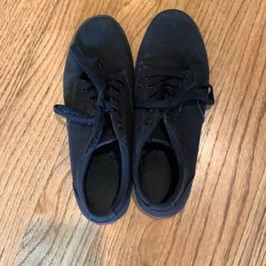 Vans black shoes size: 7.5
